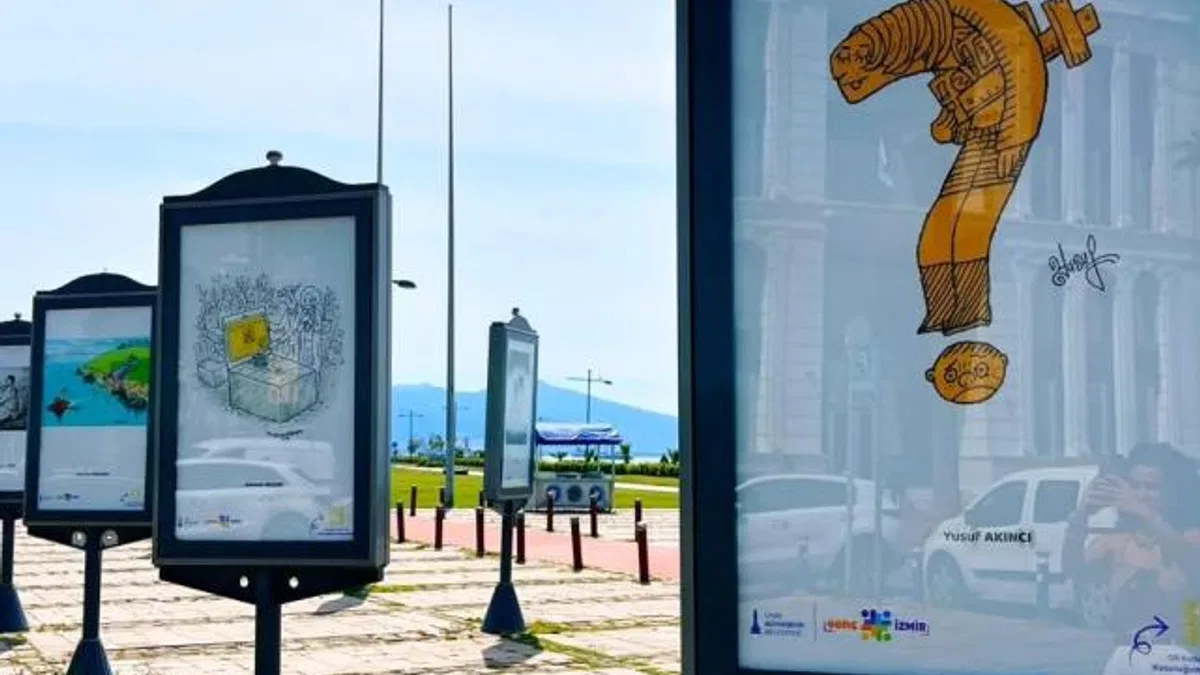 'Gençlik Nerede?' karikatür sergisi İzmir'de açıldı