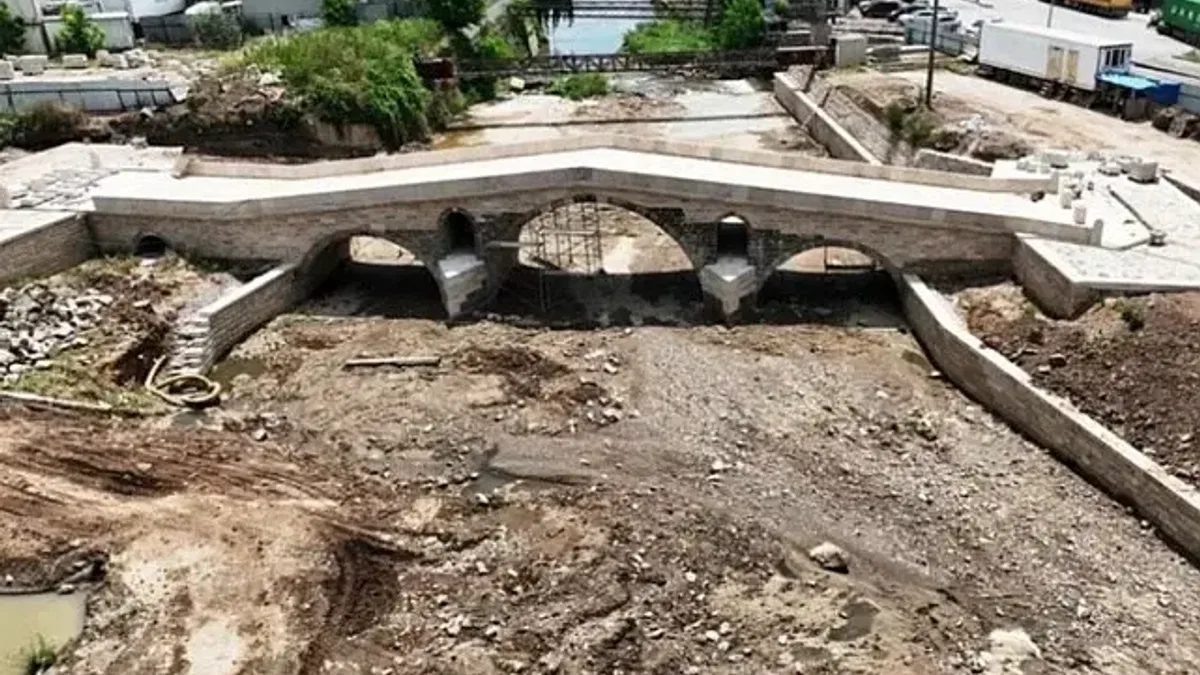 Tarihi Mimar Sinan Köprüsü restorasyonunda sona doğru