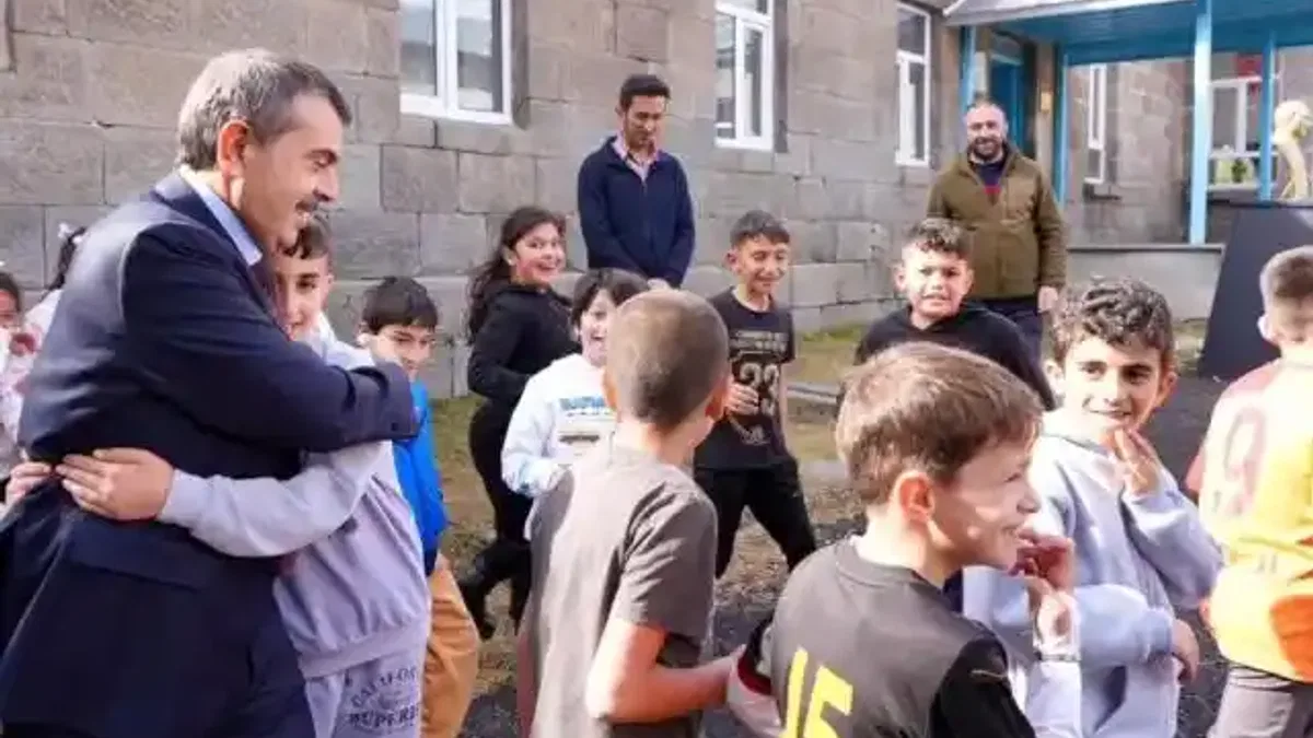 Bakan Tekin'den 'ara tatil' açıklaması: Henüz verilmiş bir karar yok!