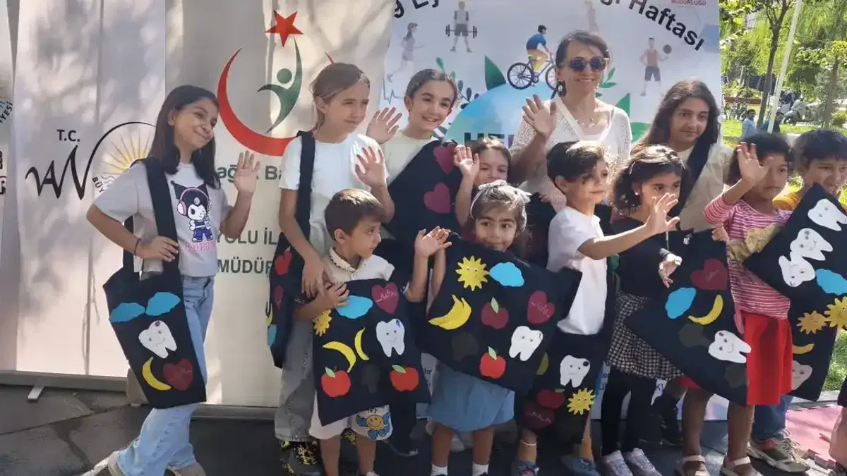 Van'da çocuklar kendi çantalarını tasarladı