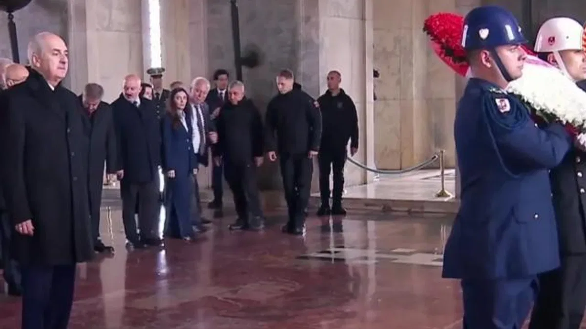 TBMM'den 'egemenlik milletindir' vurgusu... Devlet erkanı Ata'nın huzurunda