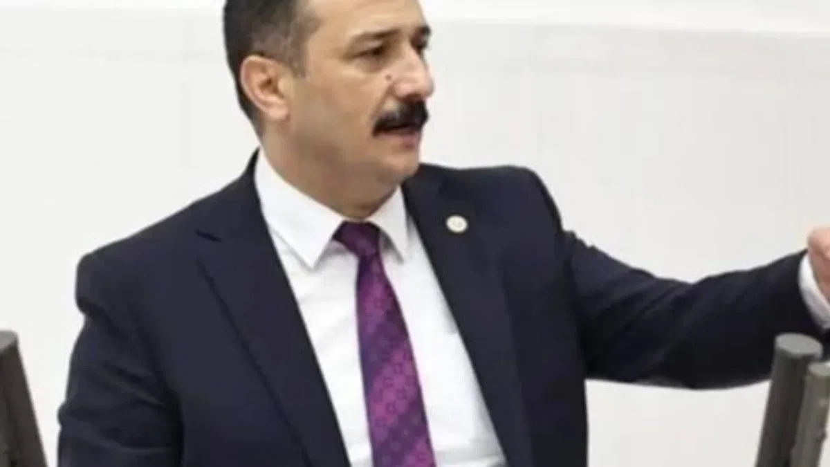İYİ Partili Türkoğlu'ndan tekstil sektörü için acil araştırma çağrısı