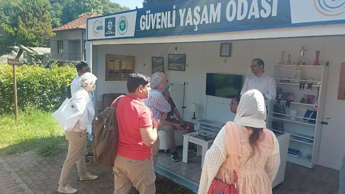 Pakistanlı heyetten Kocaeli'deki simülasyon merkezine ziyaret