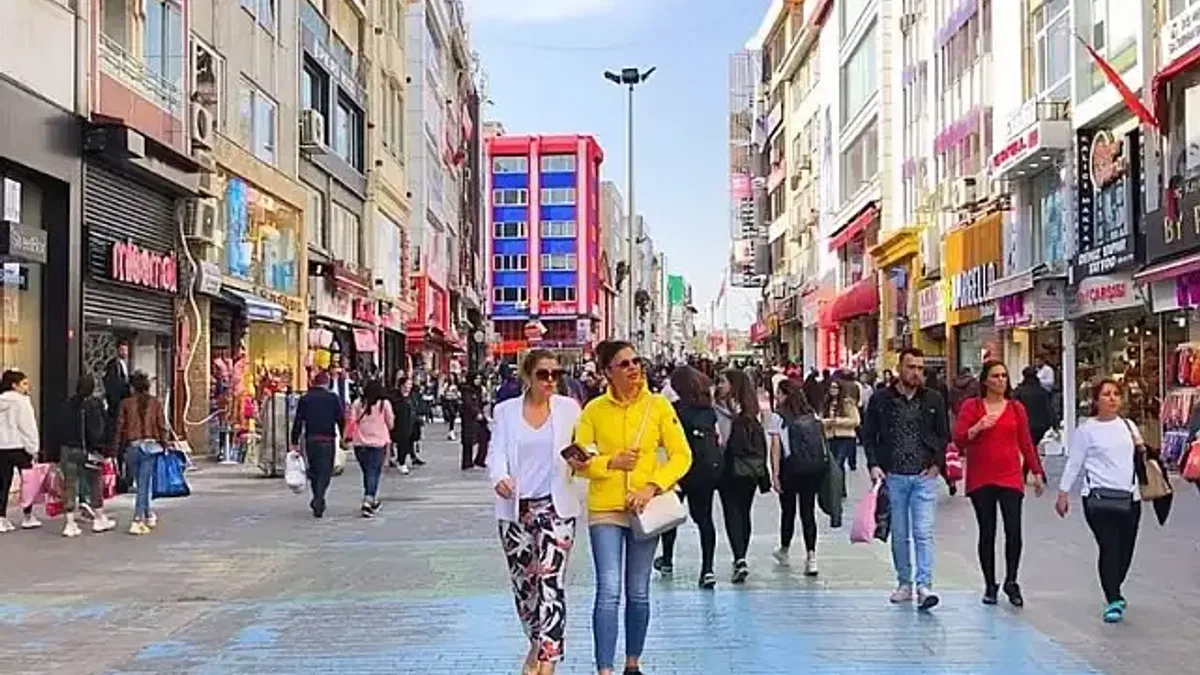 İstanbul'da bazı caddelere araç girişi yasaklandı