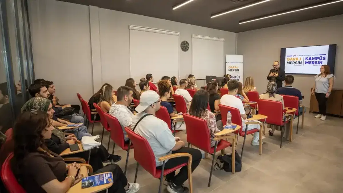Mersin’de gençler eğitimden istihdama adım atıyor