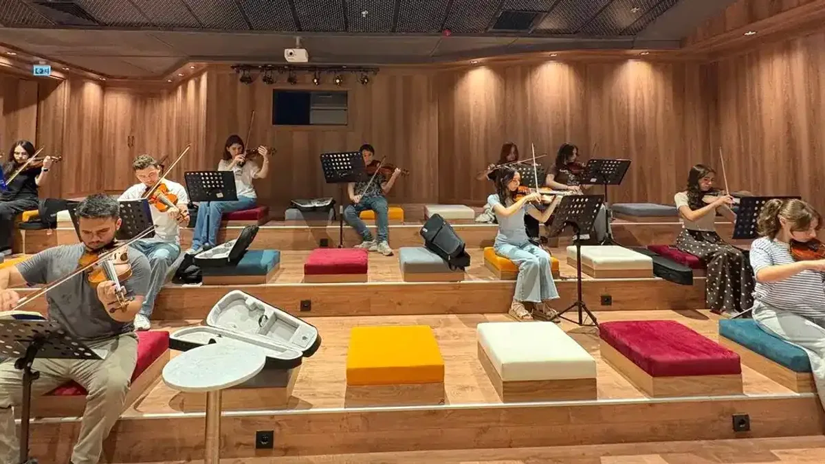 Sakarya'da Yaz Müzik Okulu’nda gençlerin yazı notalarla canlandı