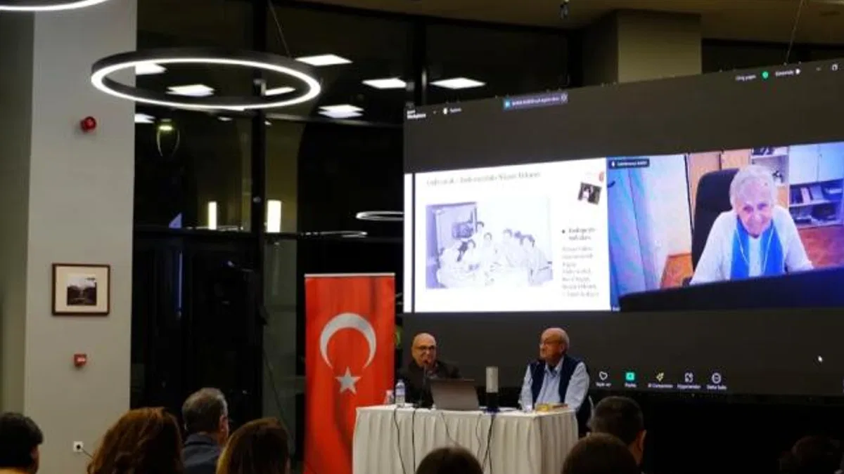 Bursa'da dolu dolu Nâzım Hikmet gecesi