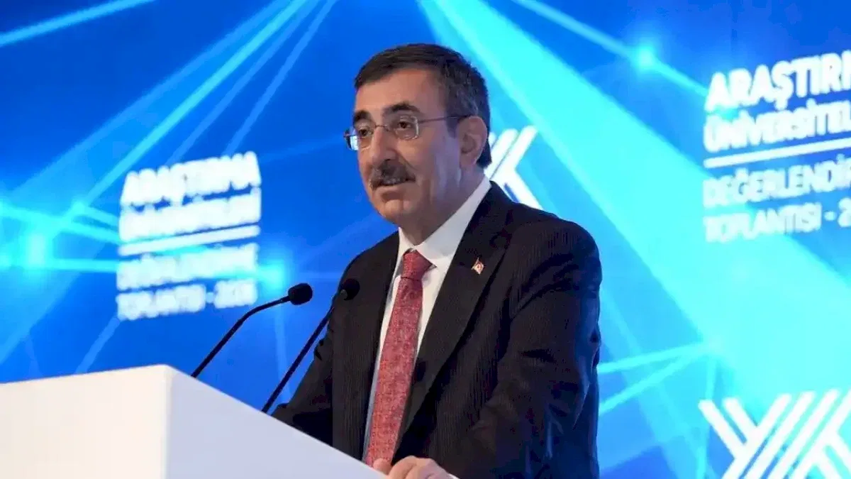 Cevdet Yılmaz: Hedefimiz Türkiye Yüzyılı’nı bilim ve teknolojinin yüzyılı yapmak