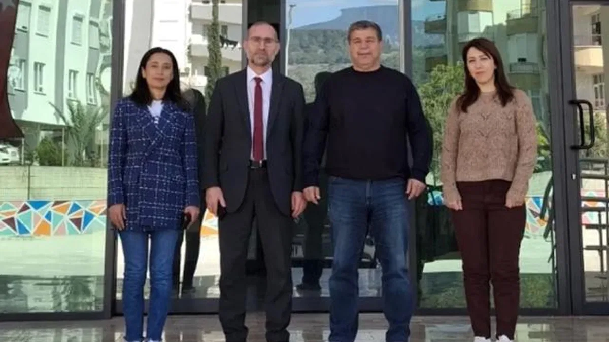 Antalya'da Kumluca İlçe Müftüsü'nden Spor Müdürlüğü'ne ziyaret!