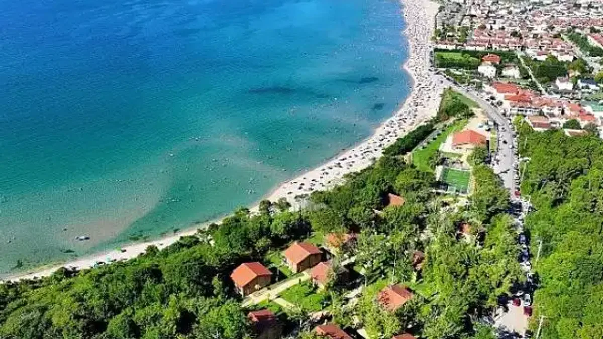 Başkan Büyükakın'dan başarılı öğrencilere tatil jesti