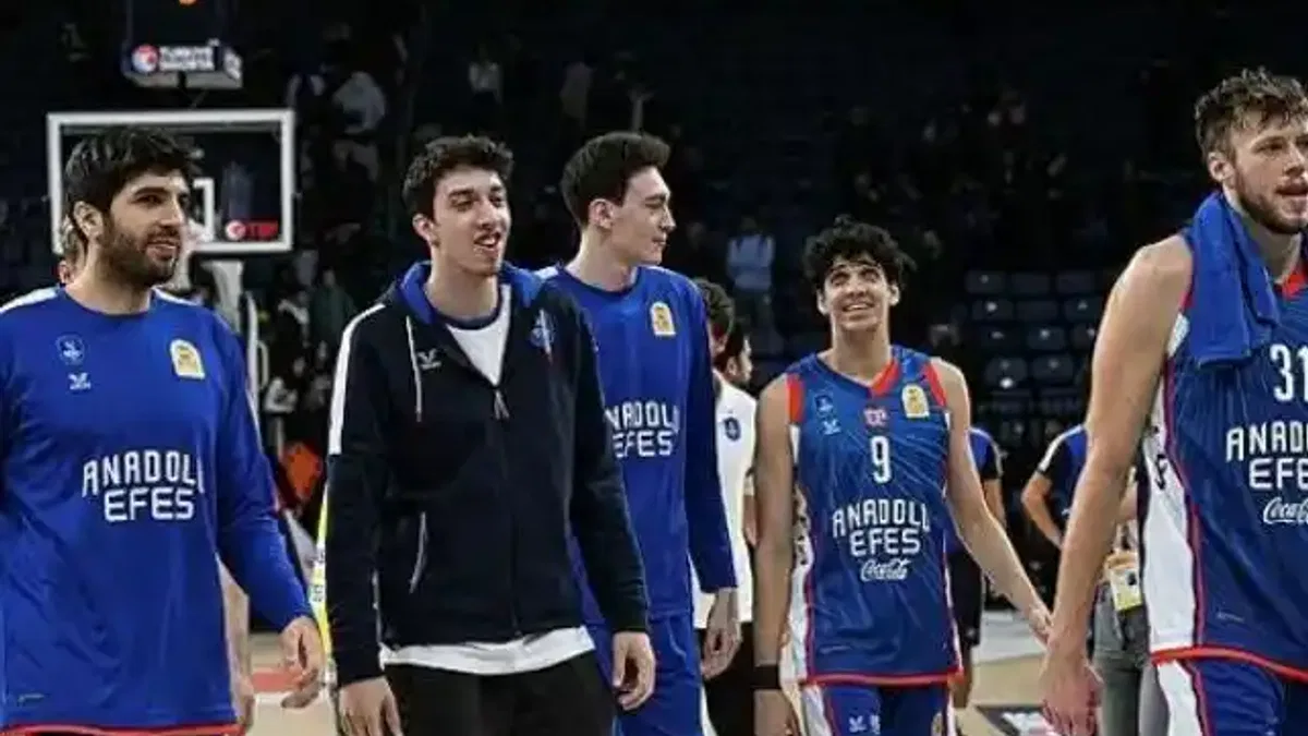 Anadolu Efes Maccabi Tel Aviv karşısında!