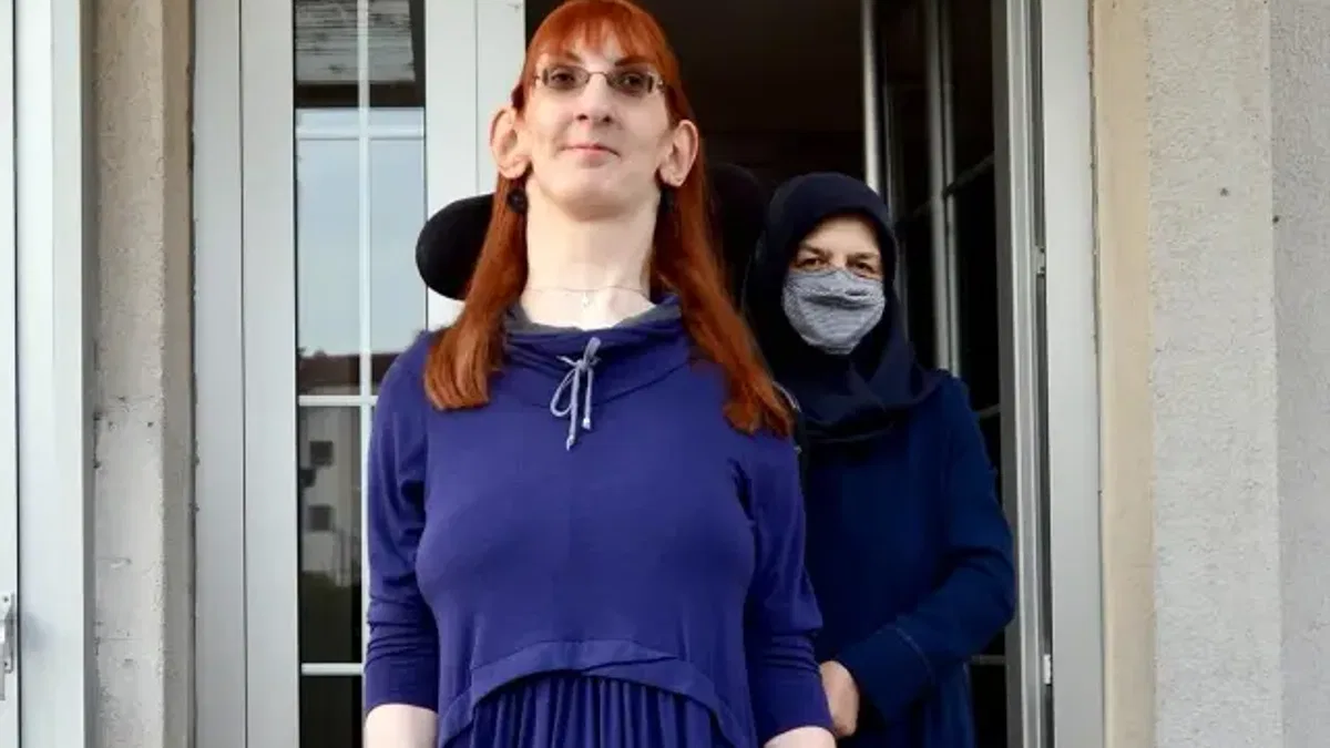 "Dünyanın en uzun boylu kadını" Rumeysa Gelgi ilk uçak seyahatini THY ile yapacak