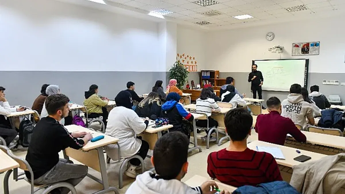 Öğrenciler YKS'ye hazırlanıyor