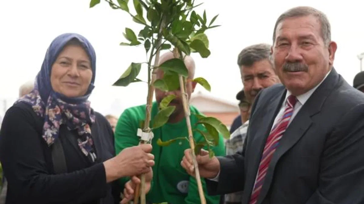 Muğla Milas'ta üreticilere fidan desteği sağlandı