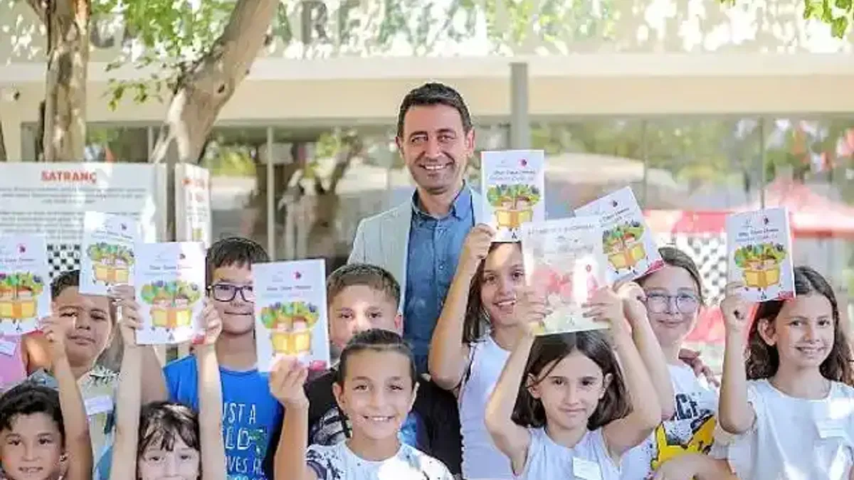 Bayraklı'da Kitap Takas Şenliği
