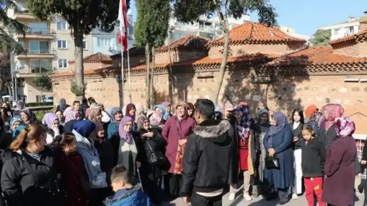 Kulalı kadınlar Manisa’nın tarihine yolculuk etti