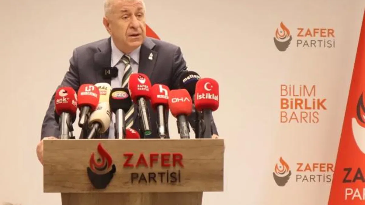 Prof. Dr. Özdağ: Milli kimlik tehdit altında