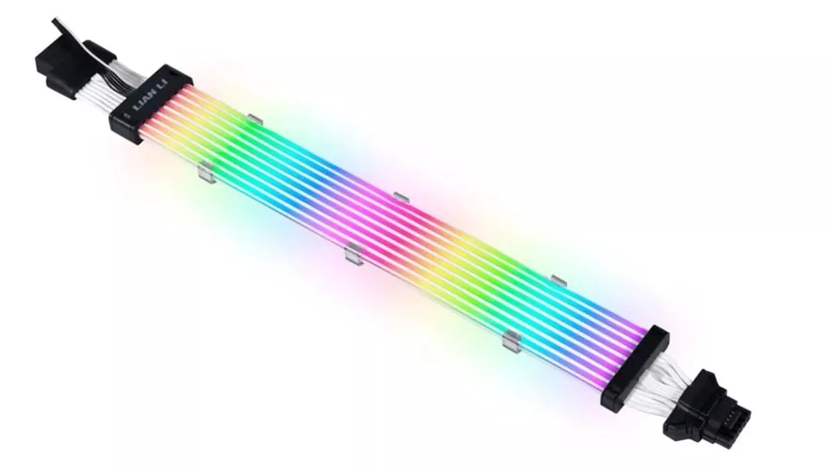 Lian Li, 16-Pin 12VHPWR Kablosuyla RGB’yi Adaptörlere Getiriyor