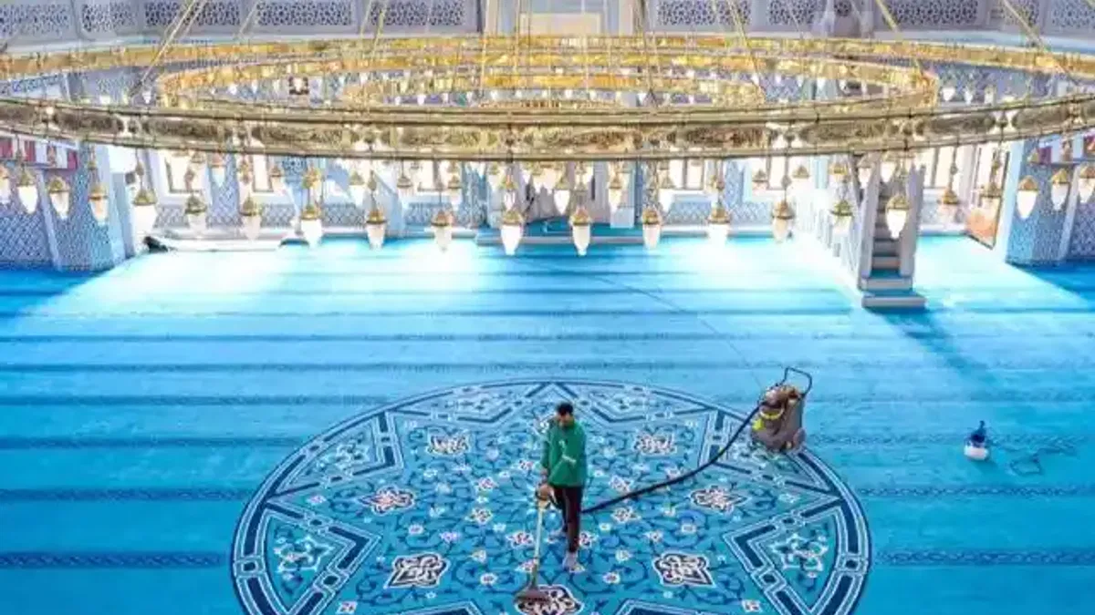 Mersin’de Ramazan öncesi yoğun temizlik mesaisi