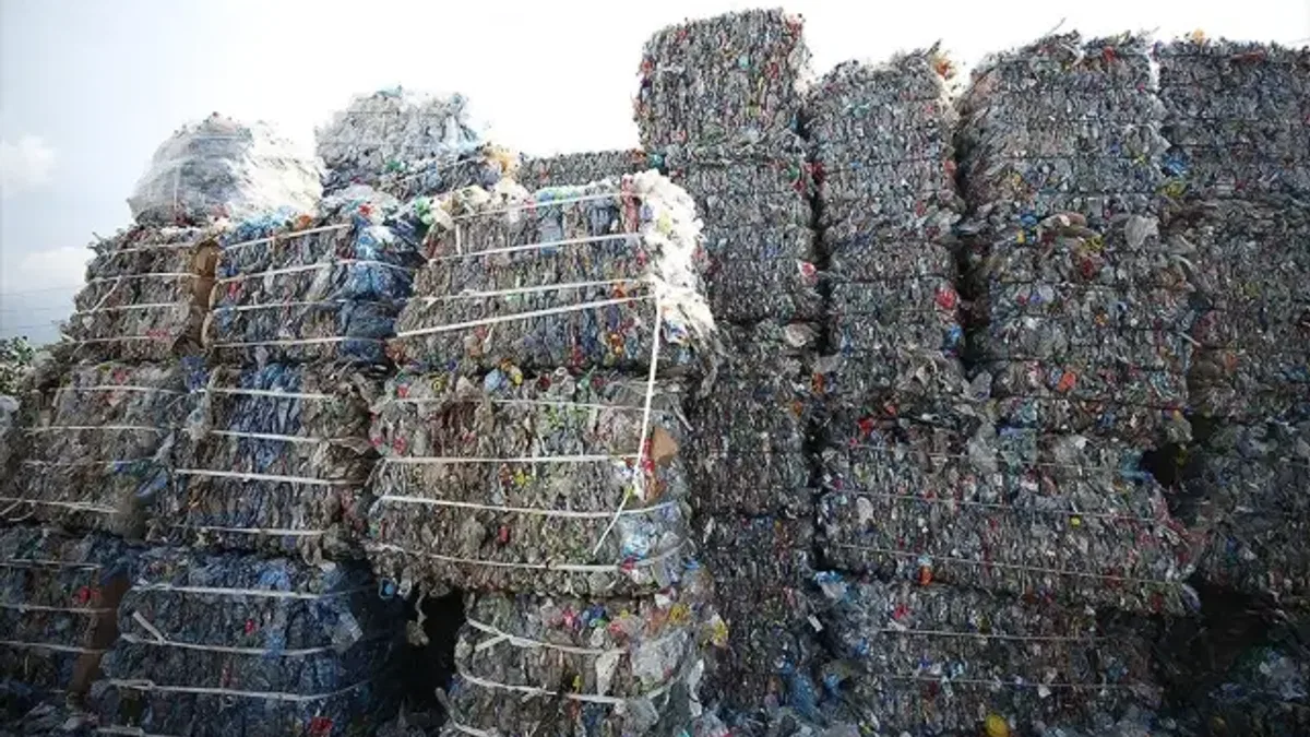Plastik atıklardan ürettikleri pet levha ve ham maddeleri 50 ülkeye ihraç ediyorlar
