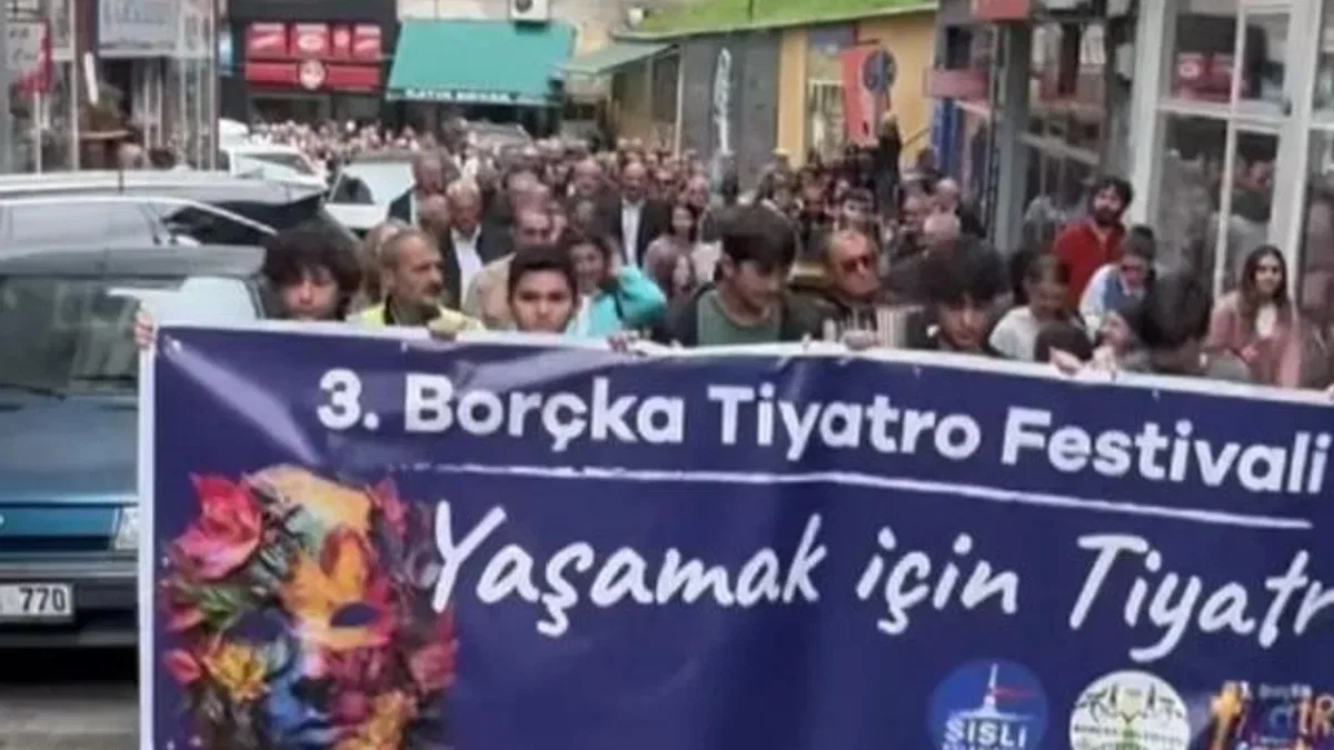 Artvin Borçka'da Tiyatro Festivali ile üçüncü buluşma