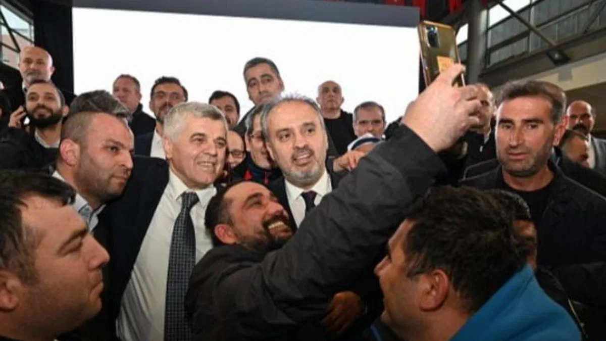 Bursa Büyükşehir Belediyesi'nde toplu sözleşme sevinci