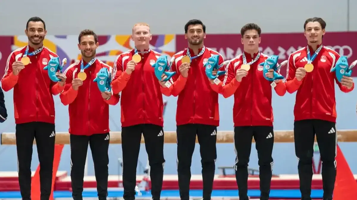 Altın madalyalı sporcudan Başkan Tugay'a ziyaret