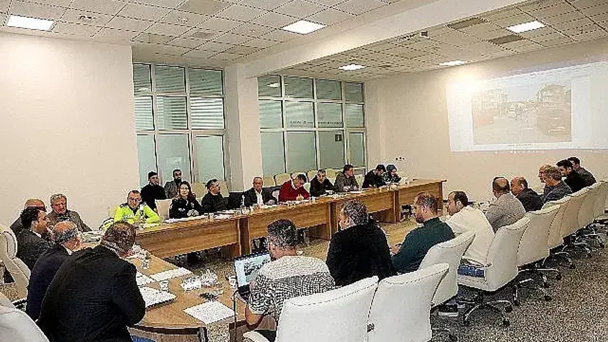 Van Büyükşehir Belediyesi Ulaşım ve Koordinasyon Merkezi (UKOME) Aralık ayı olağan toplantısı yapıldı.