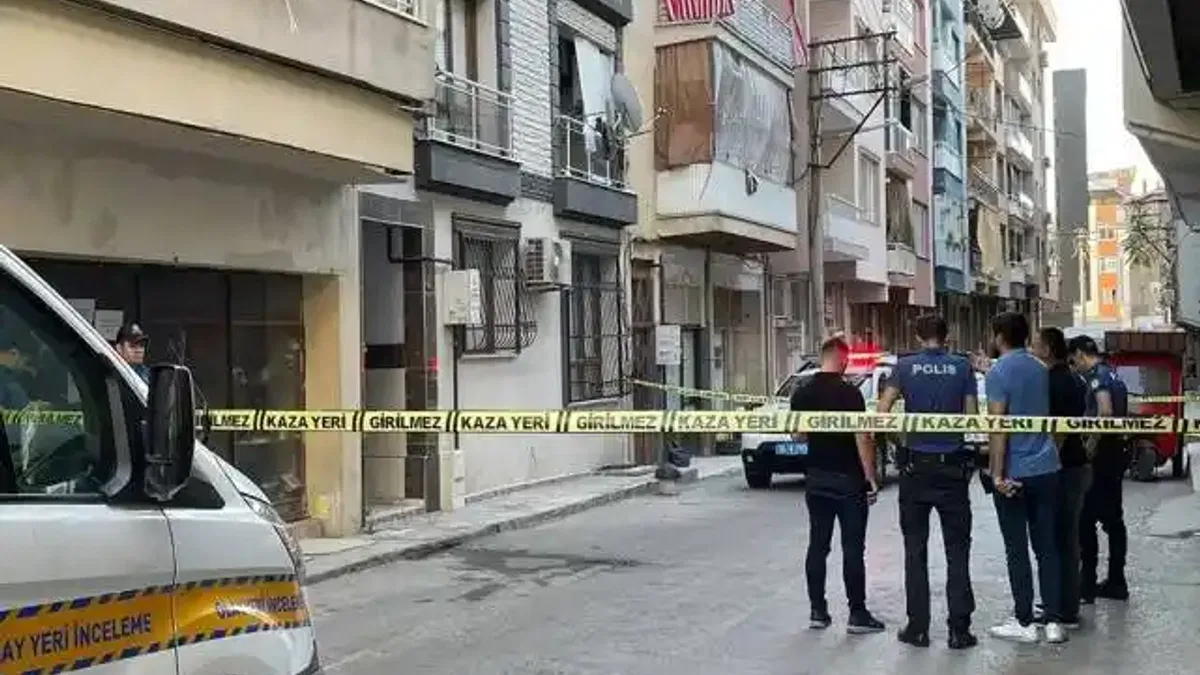 İzmir'de bir kişi eşi ve kayınpederini silahla öldürdü, 2 baldızını yaraladı