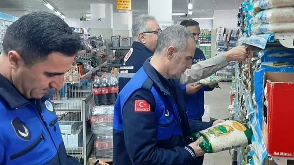Dilovası'nda marketler denetlendi