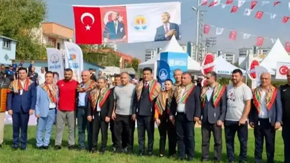 9. Geleneksel İsmet Atlı Karakucak Güreşleri başladı