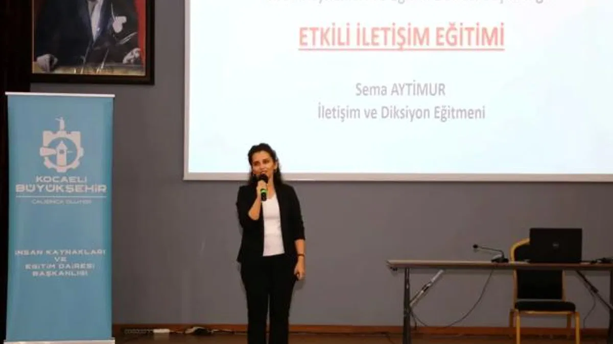Kocaeli Büyükşehir'den şef ve amirlere eğitim