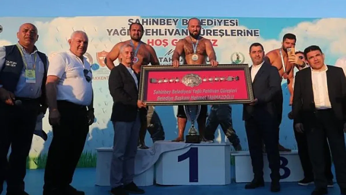Orhan Okulu 3. etapta da 'başpehlivan' oldu