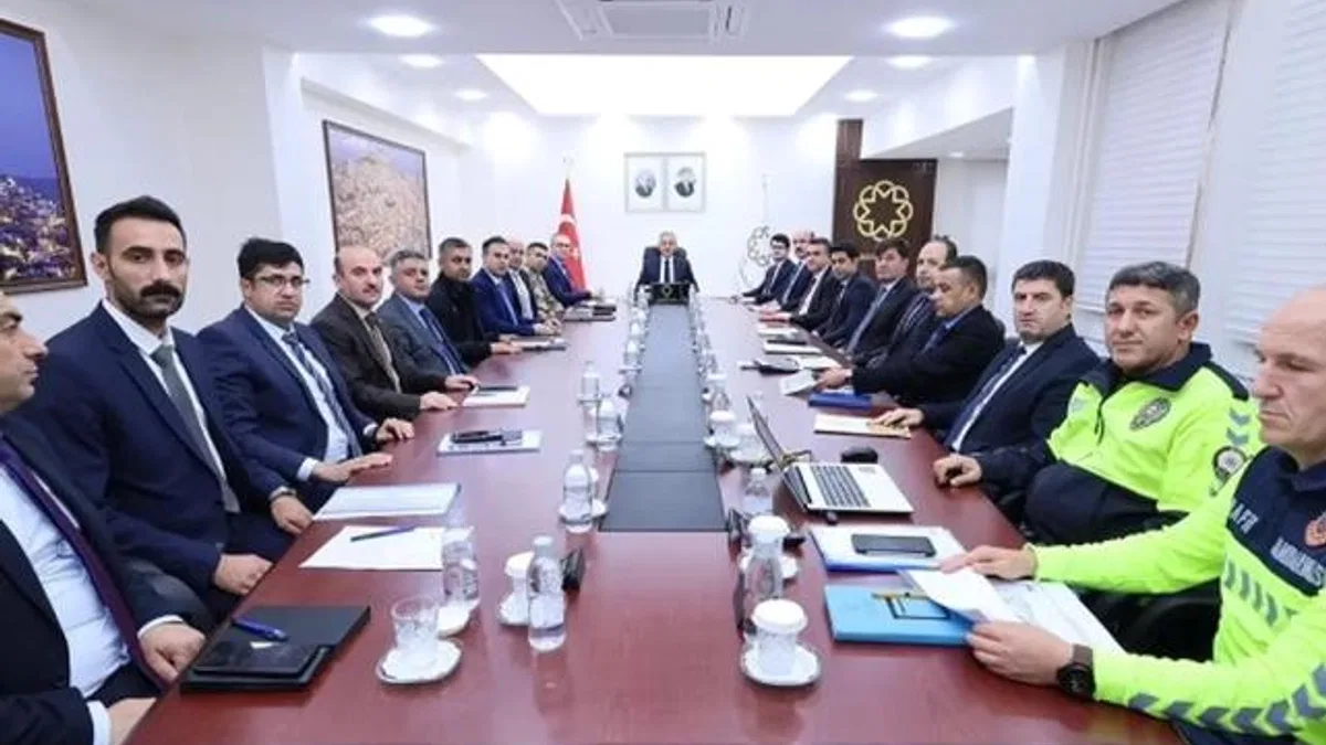 Mardin'de "Kış Mevsimi Trafik Tedbirleri" Toplantısı