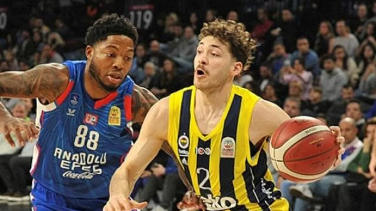 THY Euroleague'de Anadolu Efes Fenerbahçe Beko'yu konuk edecek!