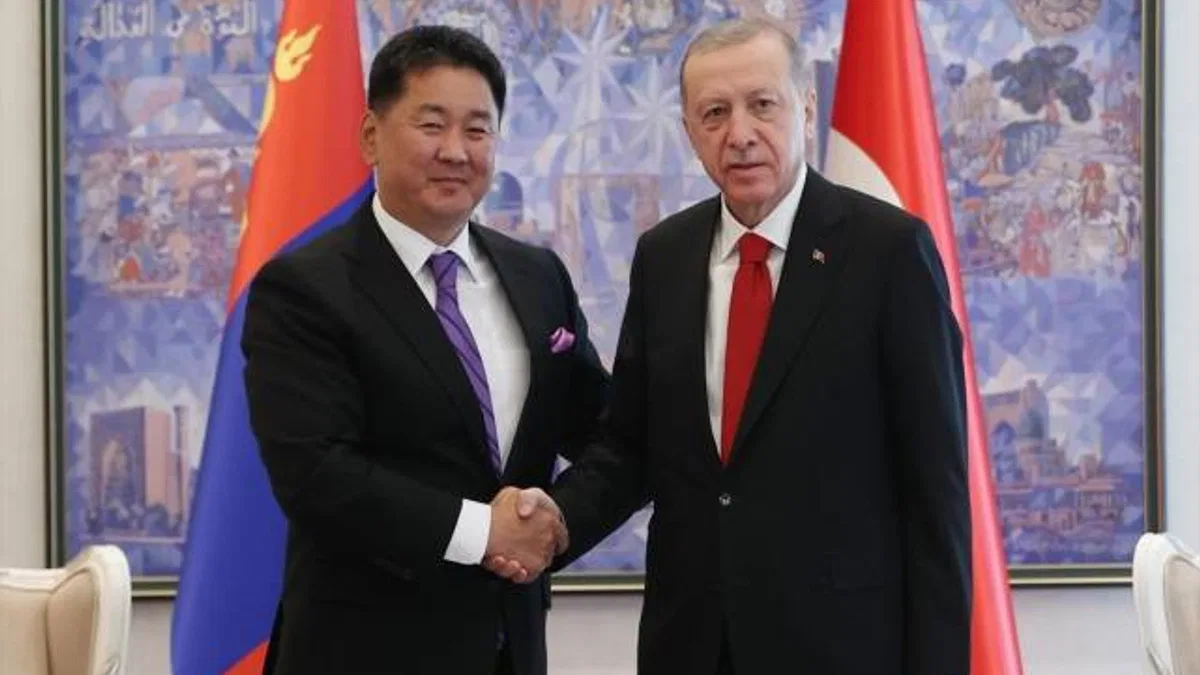 Cumhurbaşkanı Erdoğan, Moğolistan Cumhurbaşkanı Khurelsukh ile bir araya geldi