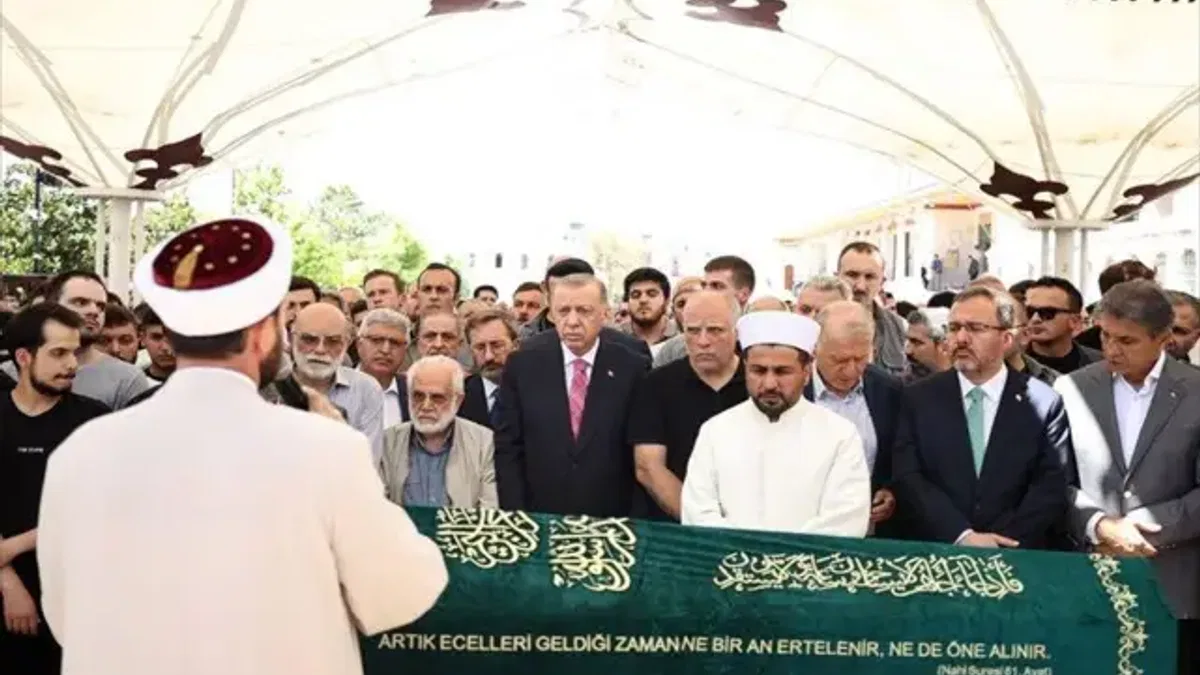 Cumhurbaşkanı Erdoğan, Mehmet Nimet Kaya'nın cenaze törenine katıldı