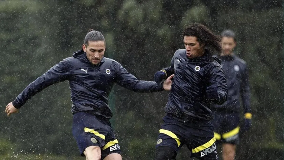 Fenerbahçe'de Beşiktaş maçı hazırlıkları başladı