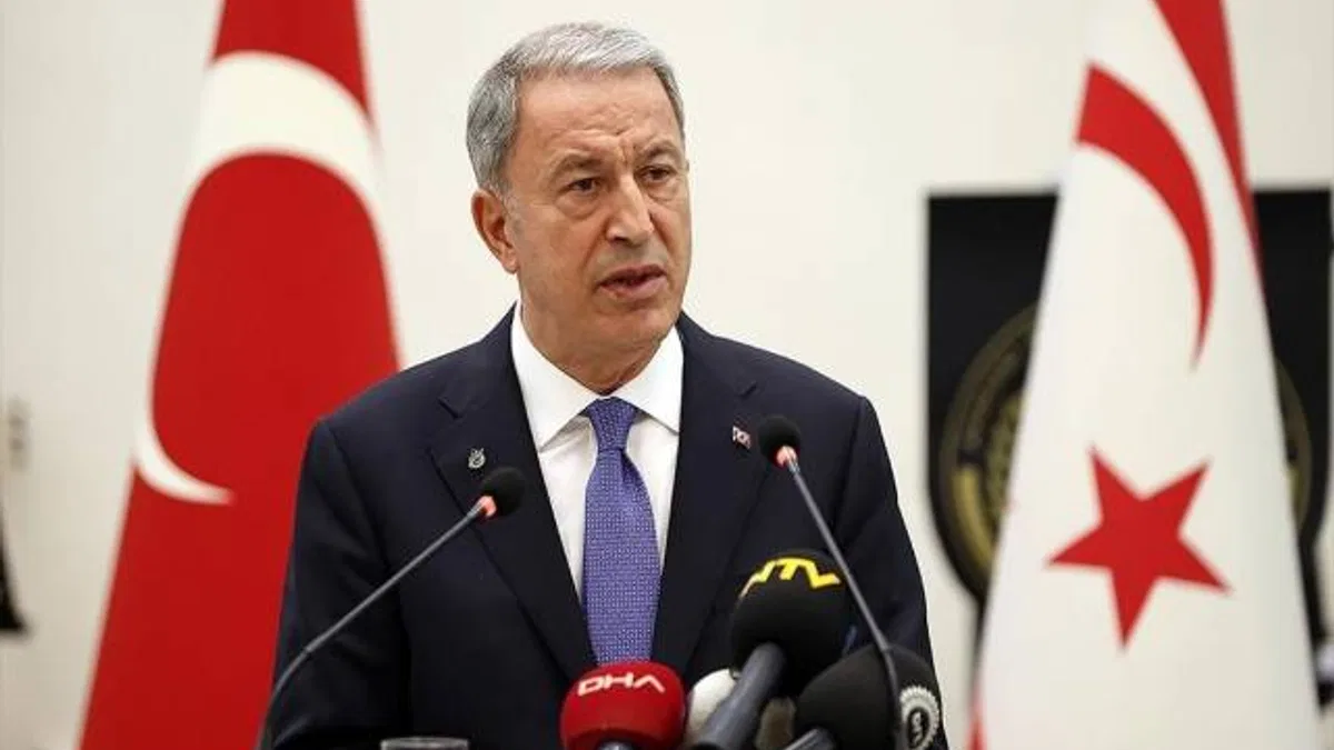 Bakan Akar: Türkiye Cumhuriyeti, Kıbrıs'taki garantörlük görevini eksiksiz şekilde yerine getirmeyi sürdürecek