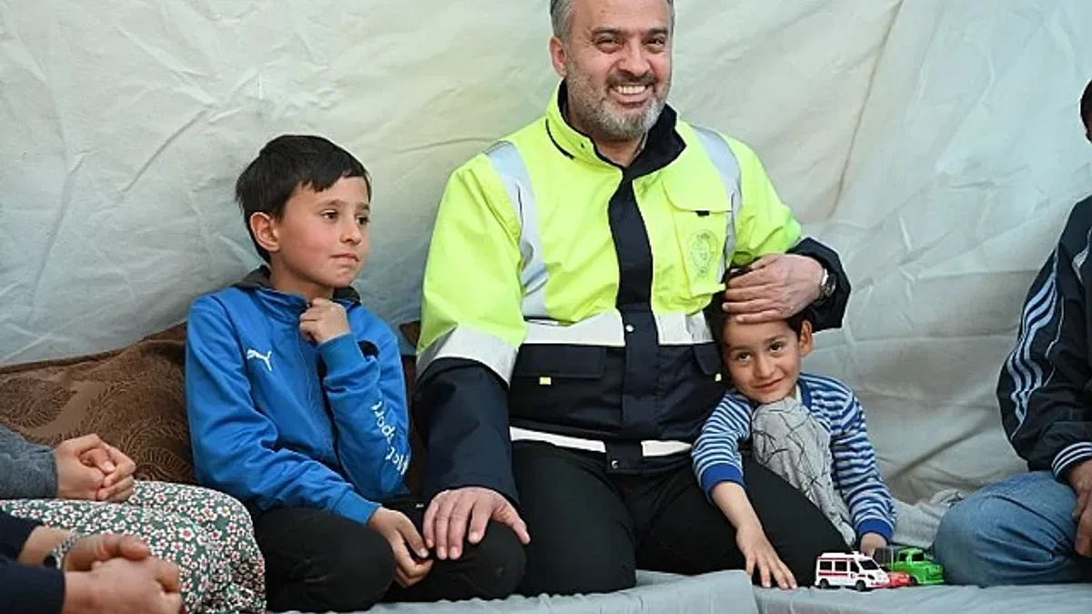 Hataylı afetzedelere Bursa morali