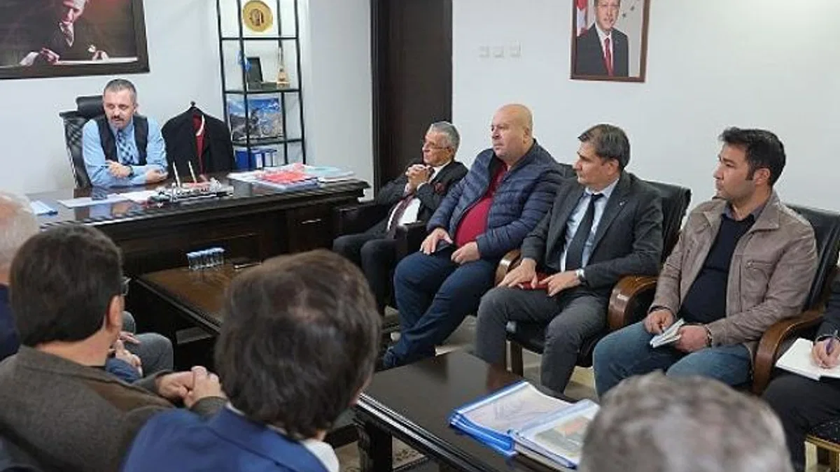 Mustafa Ertuğrul Aker, Kemer'de anılacak