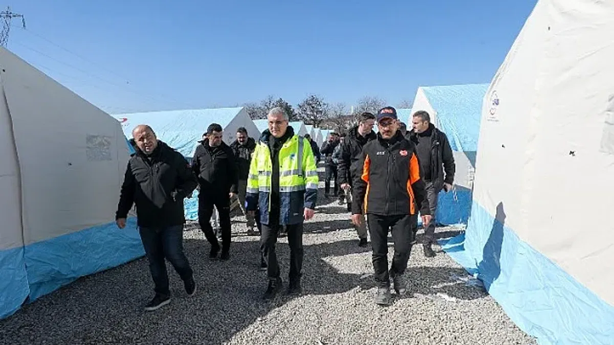 Sakarya Diyarbakır'a uzanan el oldu