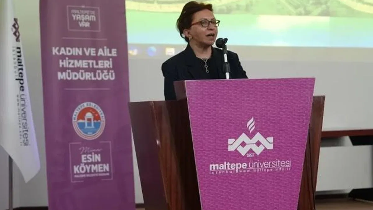 İstanbul Maltepe’de kadınlara moda eğitimi