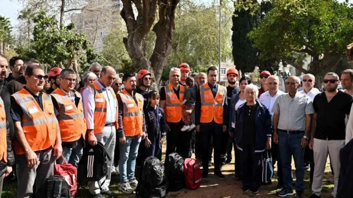 Antalya Muratpaşa’da afet tahliye tatbikatı gerçekleşti