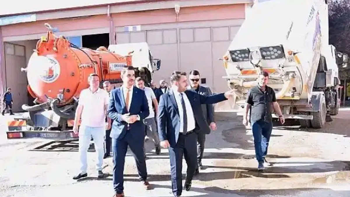Kahramankazan Belediye Başkanı Selim Çırpanoğlu, Fen İşleri Müdürlüğü personeli ile kahvaltı etkinliğinde bir araya geldi.
