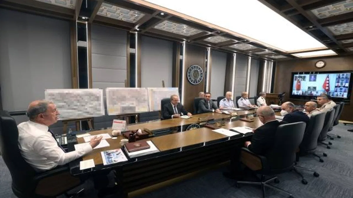 Milli Savunma Bakanı Akar'dan "tahıl koridoru" ve "terörle mücadele" açıklaması: