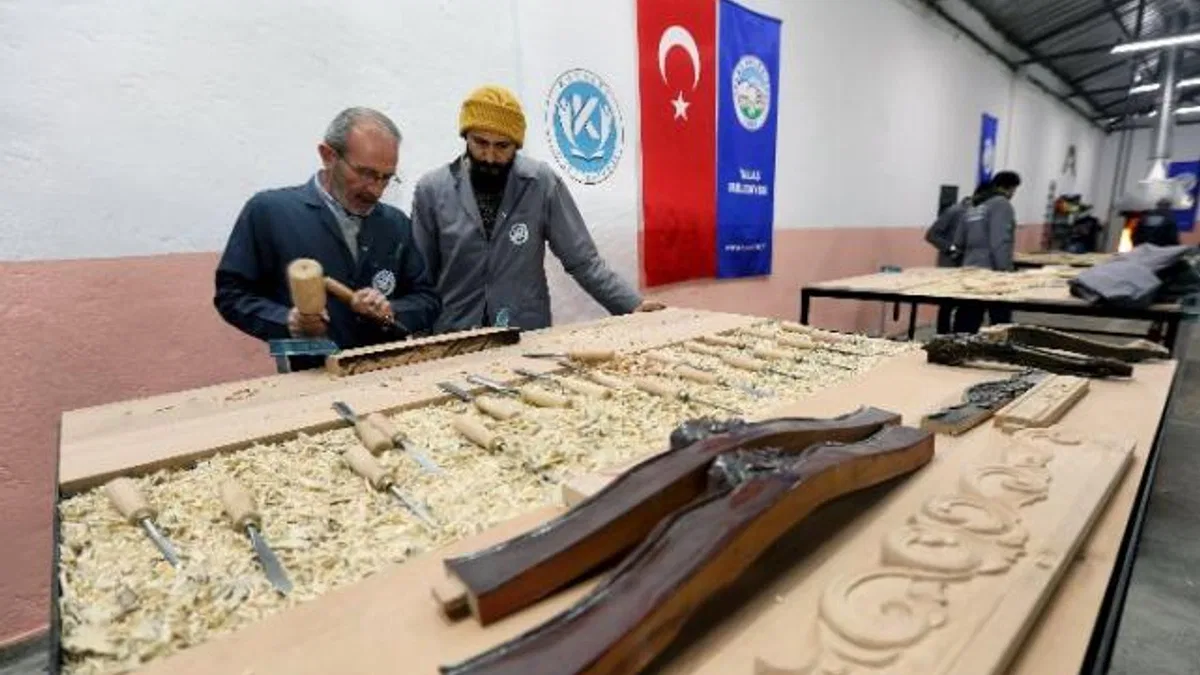 Şimdi TAREM’de ders zamanı