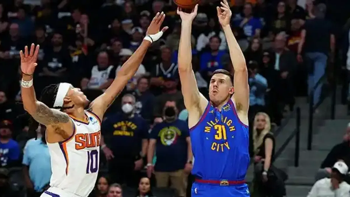 NBA'de Denver Nuggets Phoenix Suns karşısında 1-0 öne geçti!