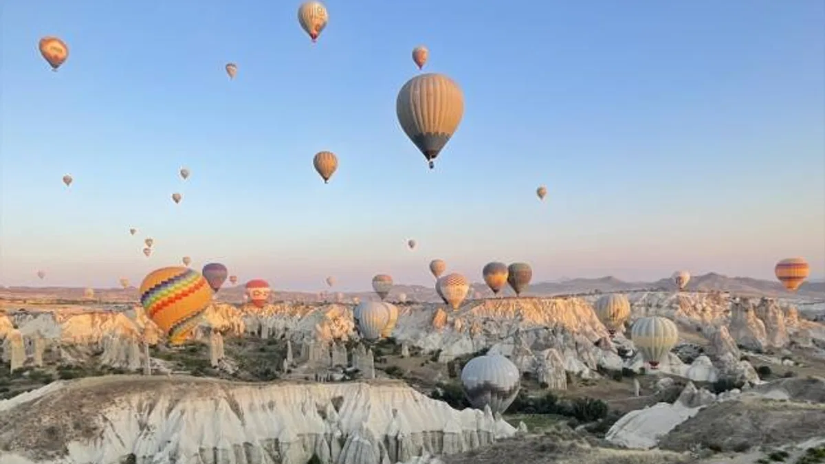 Kapadokya'da tüm zamanların rekoru turizmciyi sevindirdi