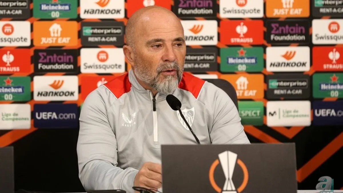 Sevilla Fenerbahçe maçı öncesi Jorge Sampaoli'den yıldız isme büyük övgü! "Elit bir oyuncu"
